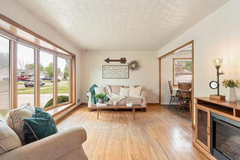 2106 6th Avenue NE Austin MN 55912