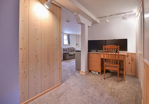 722 9th Avenue N Fargo ND 58102