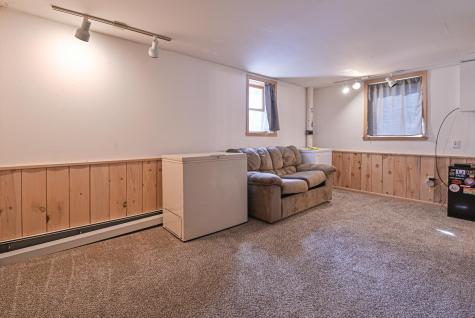 722 9th Avenue N Fargo ND 58102