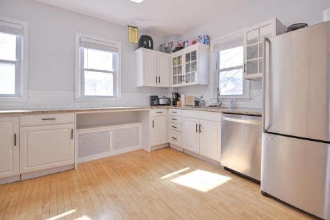 722 9th Avenue N Fargo ND 58102