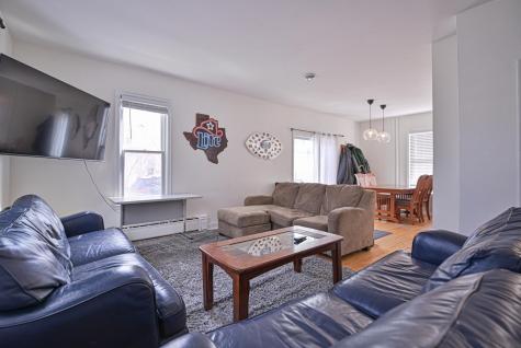 722 9th Avenue N Fargo ND 58102