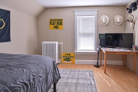 722 9th Avenue N Fargo ND 58102