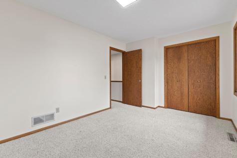 6666 Xerxes Place N Brooklyn Center MN 55430
