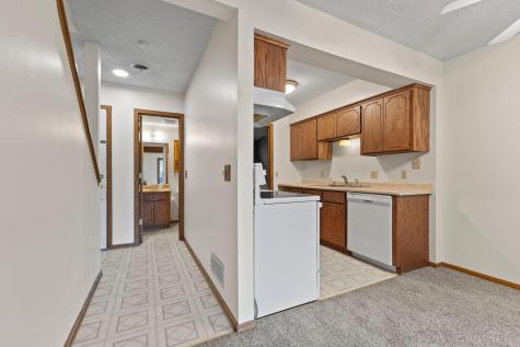 6666 Xerxes Place N Brooklyn Center MN 55430