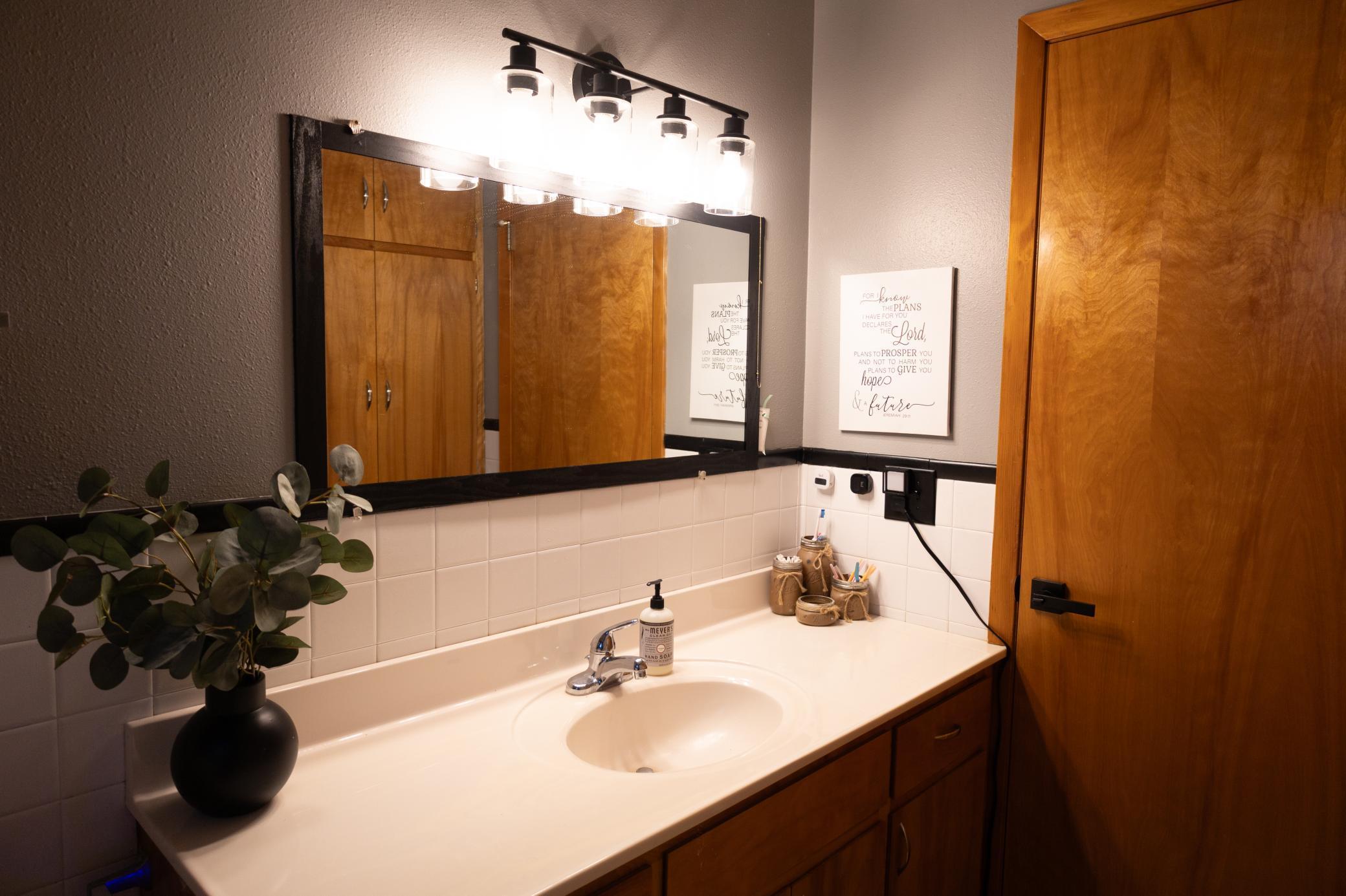 208 E 2nd Street Adrian MN 56110