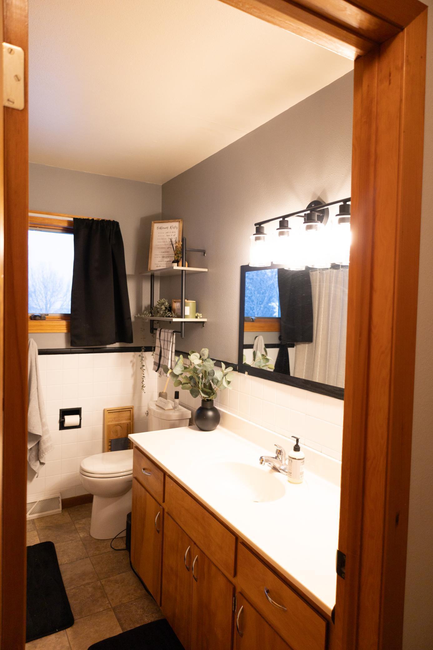 208 E 2nd Street Adrian MN 56110