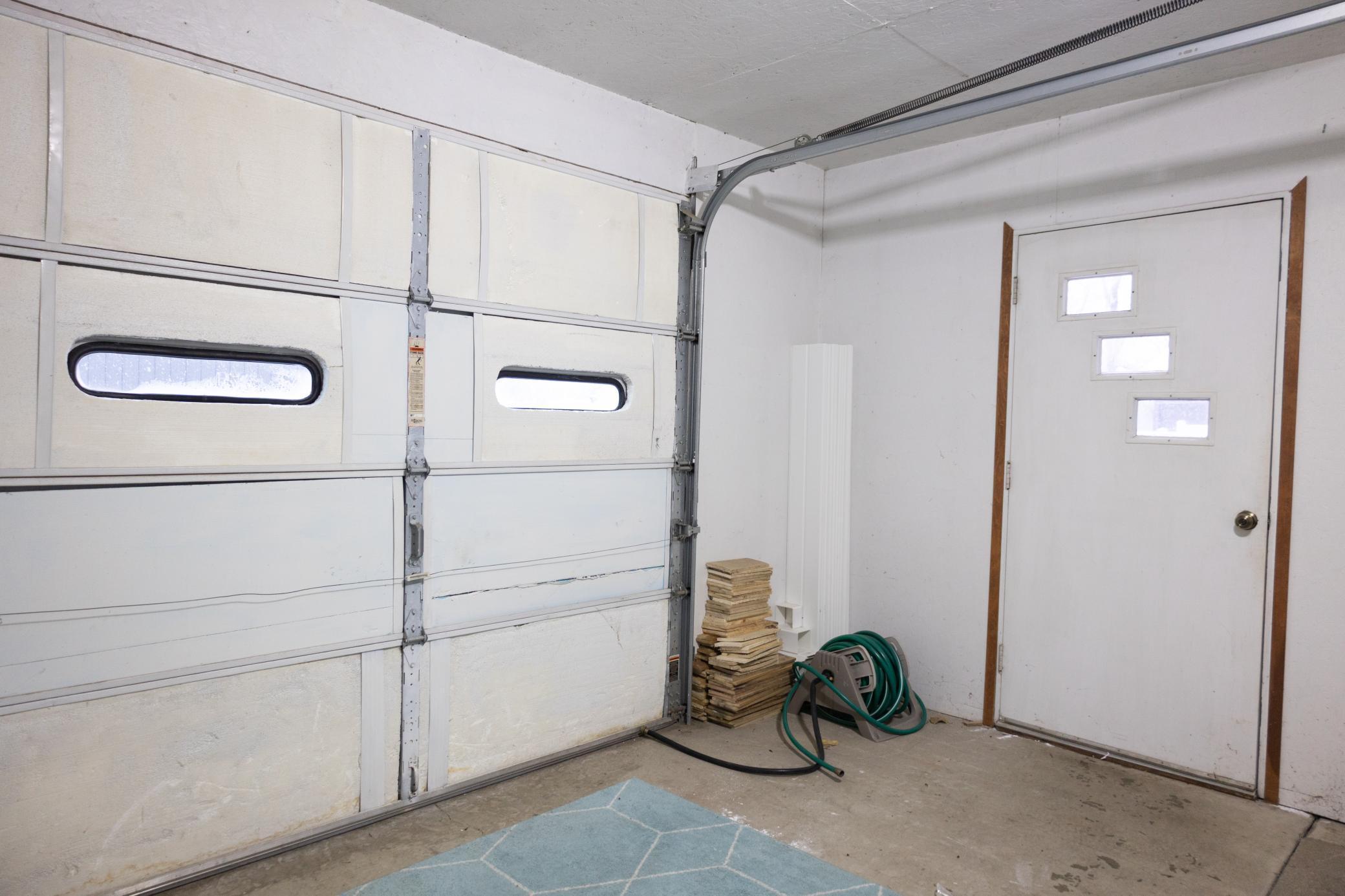 208 E 2nd Street Adrian MN 56110