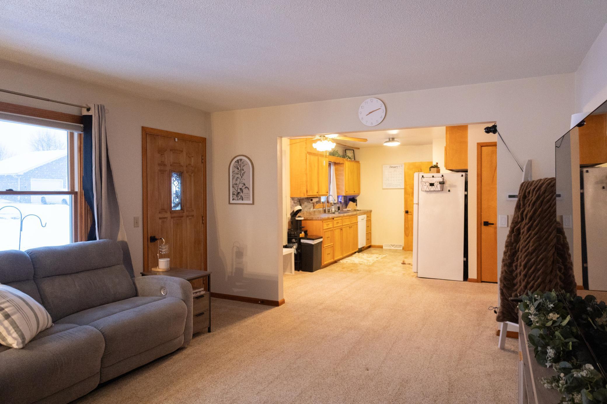 208 E 2nd Street Adrian MN 56110