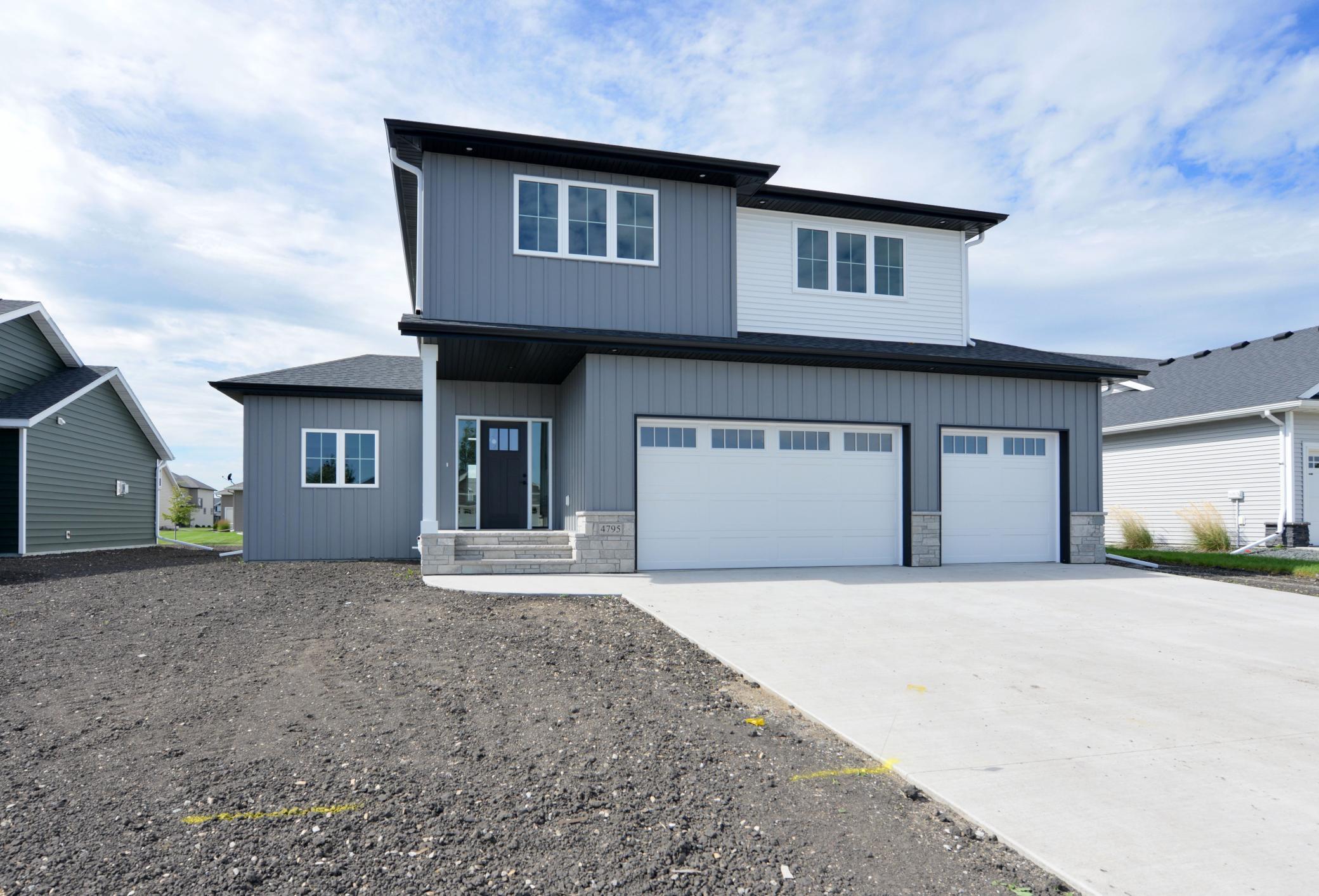 4795 39th Street S Fargo ND 58104