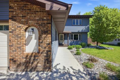 2401 S Flickertail Drive S Fargo ND 58103
