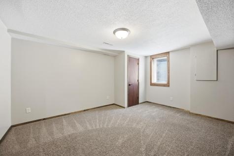 2401 S Flickertail Drive S Fargo ND 58103