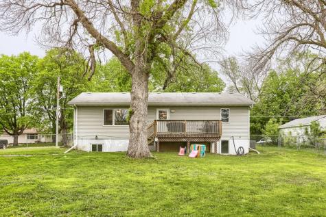13545 Andrews Avenue Lindstrom MN 55045