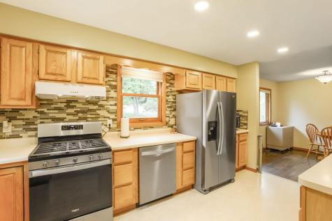 13545 Andrews Avenue Lindstrom MN 55045