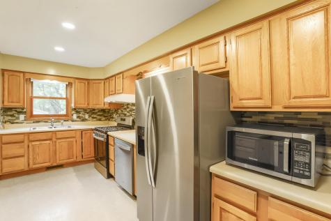 13545 Andrews Avenue Lindstrom MN 55045