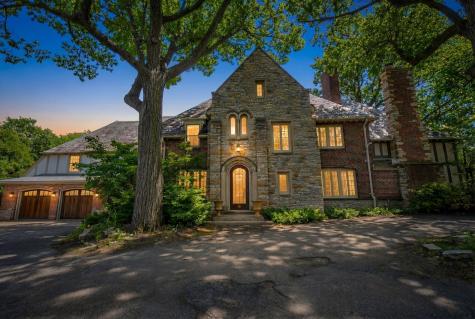71 Otis Lane Saint Paul MN 55104