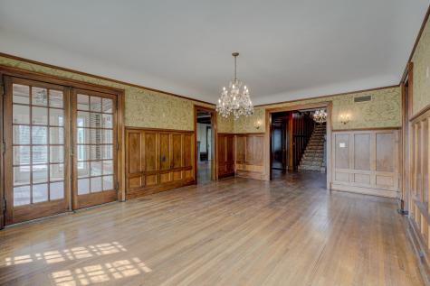 71 Otis Lane Saint Paul MN 55104