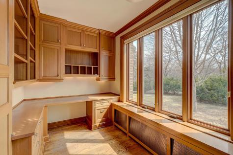 71 Otis Lane Saint Paul MN 55104