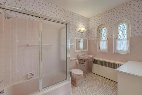 71 Otis Lane Saint Paul MN 55104