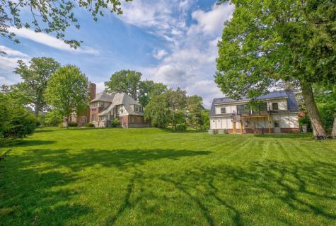 71 Otis Lane Saint Paul MN 55104