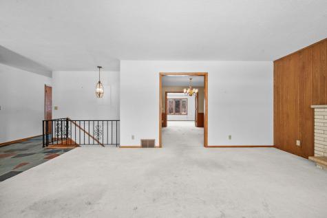 10000 Maple Circle Bloomington MN 55431