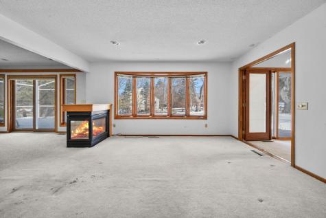 10000 Maple Circle Bloomington MN 55431