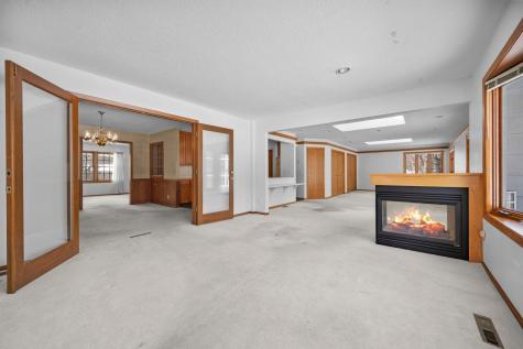 10000 Maple Circle Bloomington MN 55431