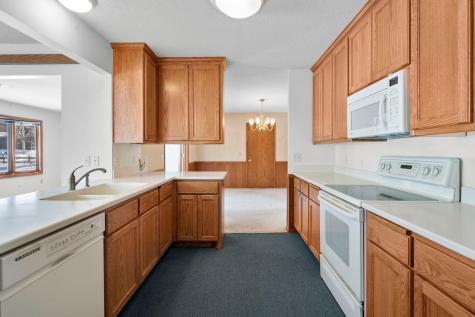10000 Maple Circle Bloomington MN 55431