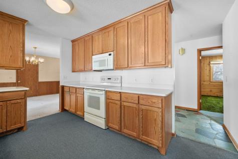 10000 Maple Circle Bloomington MN 55431