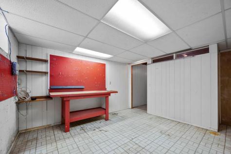 10000 Maple Circle Bloomington MN 55431