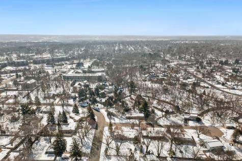 10000 Maple Circle Bloomington MN 55431