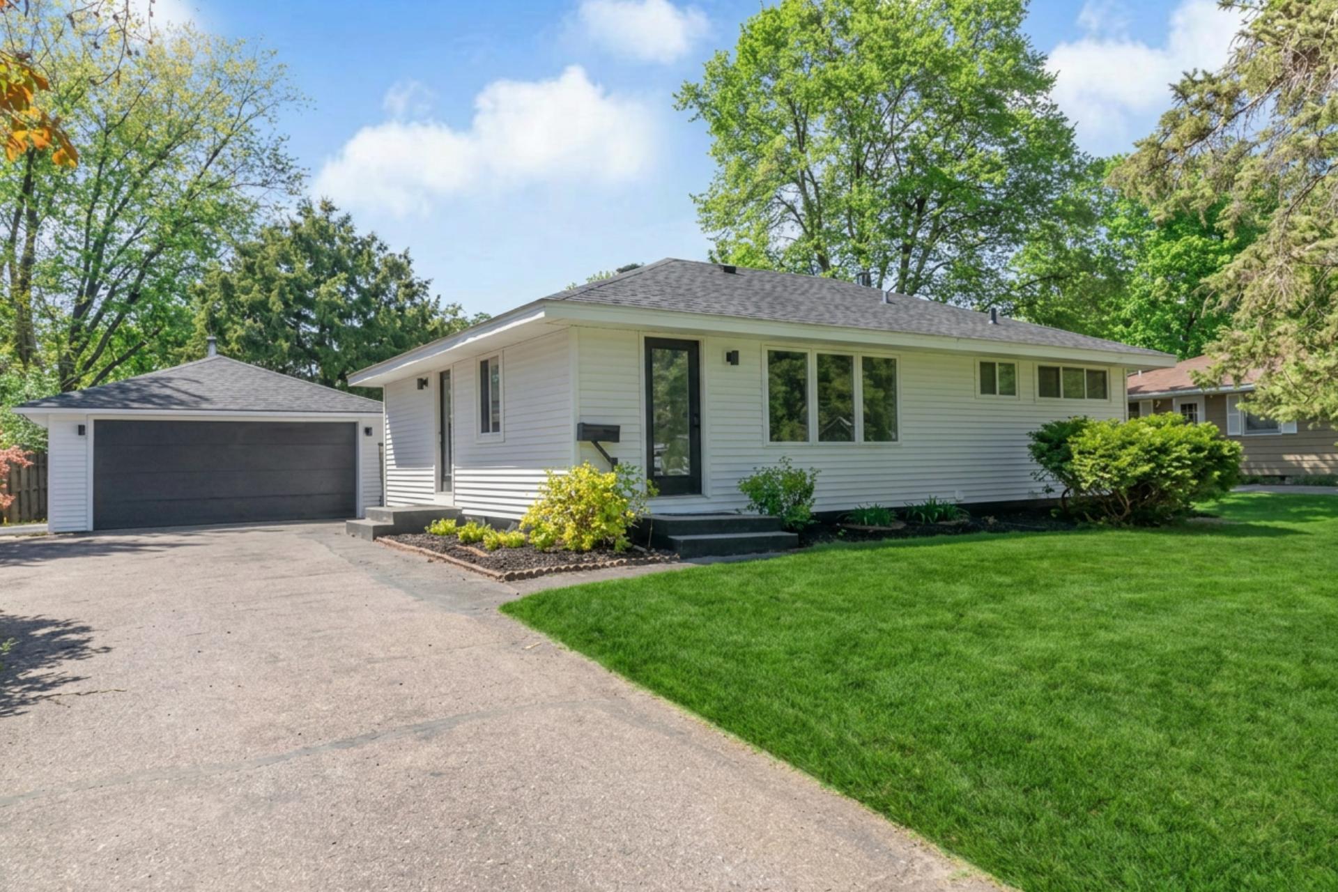 6419 Toledo Avenue N Brooklyn Center MN 55429