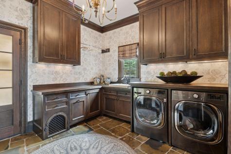 10675 Cavallo Ridge Eden Prairie MN 55347