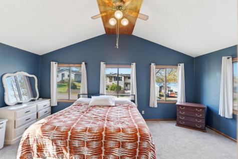 9939 284th Avenue NW Zimmerman MN 55398