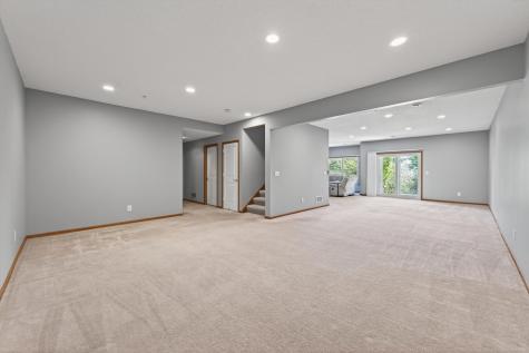 1236 Vernon Drive Carver MN 55315