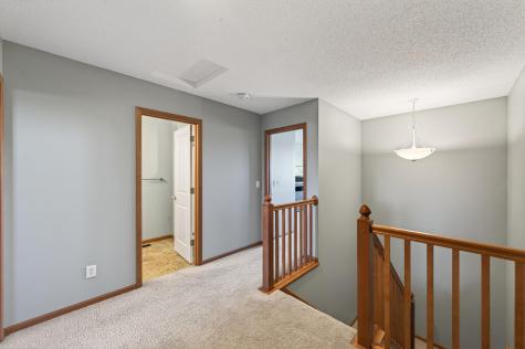 1236 Vernon Drive Carver MN 55315