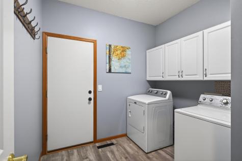 1236 Vernon Drive Carver MN 55315
