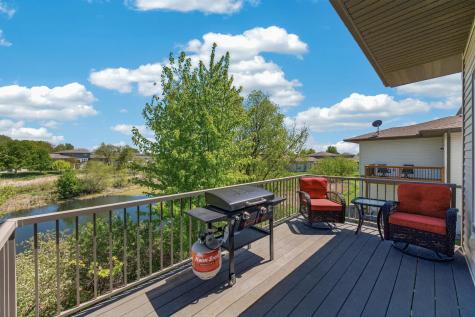 1236 Vernon Drive Carver MN 55315
