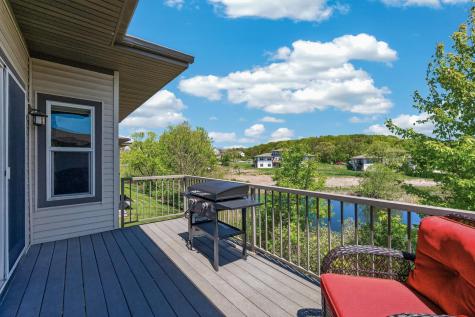 1236 Vernon Drive Carver MN 55315