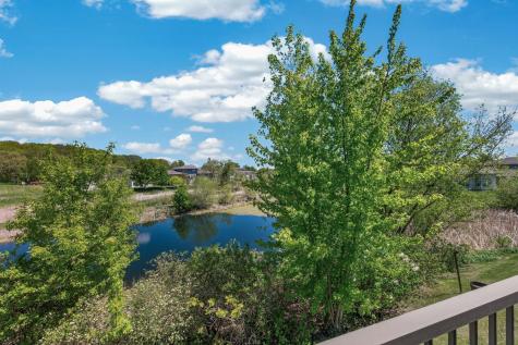 1236 Vernon Drive Carver MN 55315
