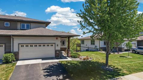 1236 Vernon Drive Carver MN 55315