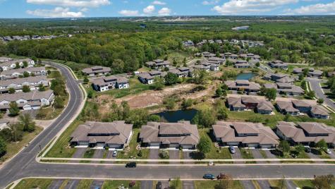 1236 Vernon Drive Carver MN 55315