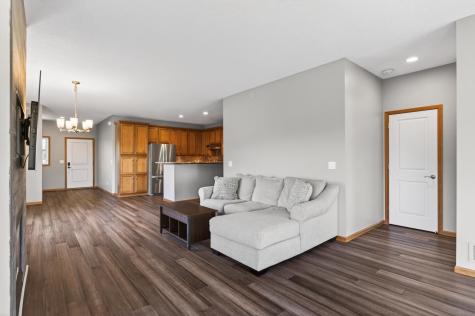 1236 Vernon Drive Carver MN 55315