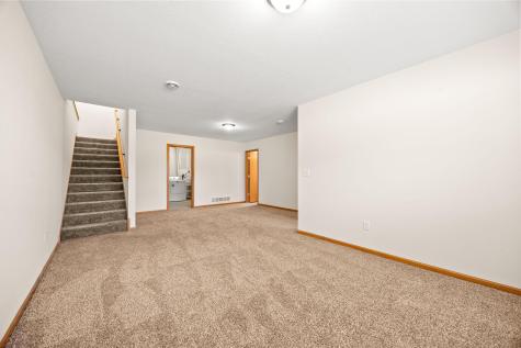 38251 Explorer Circle North Branch MN 55056