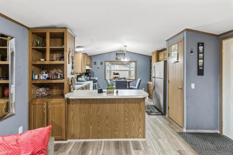 2401 Bison Drive Maplewood MN 55119