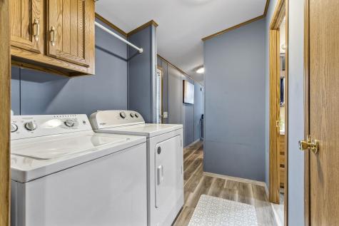2401 Bison Drive Maplewood MN 55119