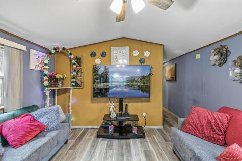 2401 Bison Drive Maplewood MN 55119