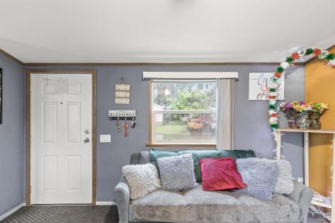 2401 Bison Drive Maplewood MN 55119