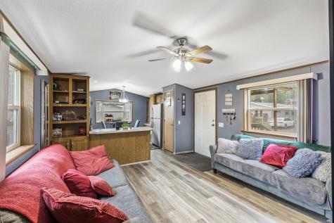 2401 Bison Drive Maplewood MN 55119