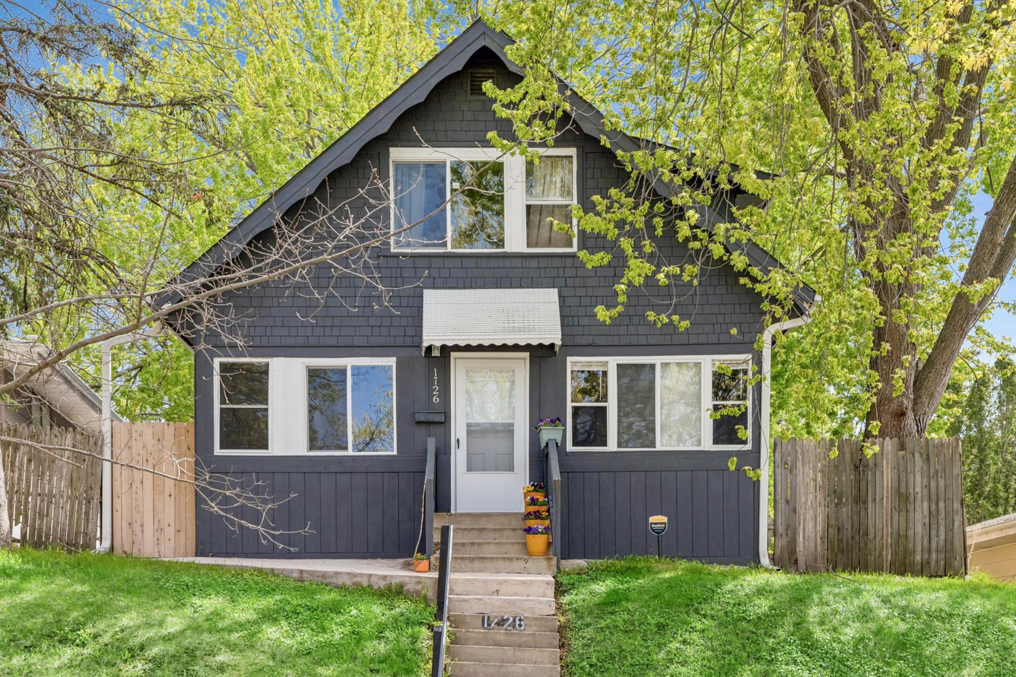 1726 4th Street E Saint Paul MN 55106
