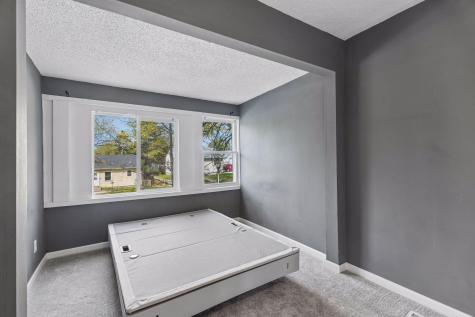 1726 4th Street E Saint Paul MN 55106